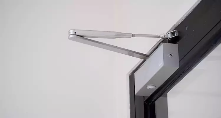 Screen Door Closer Installation in Four Corners, FL
