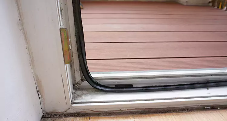 Patio Door Weatherproofing Installation in Four Corners, FL