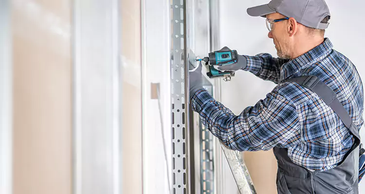 Sliding Door Latch Hardware Repair in Four Corners, FL