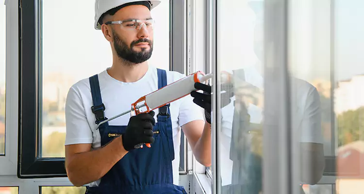 Window Frame Repair in Four Corners, FL